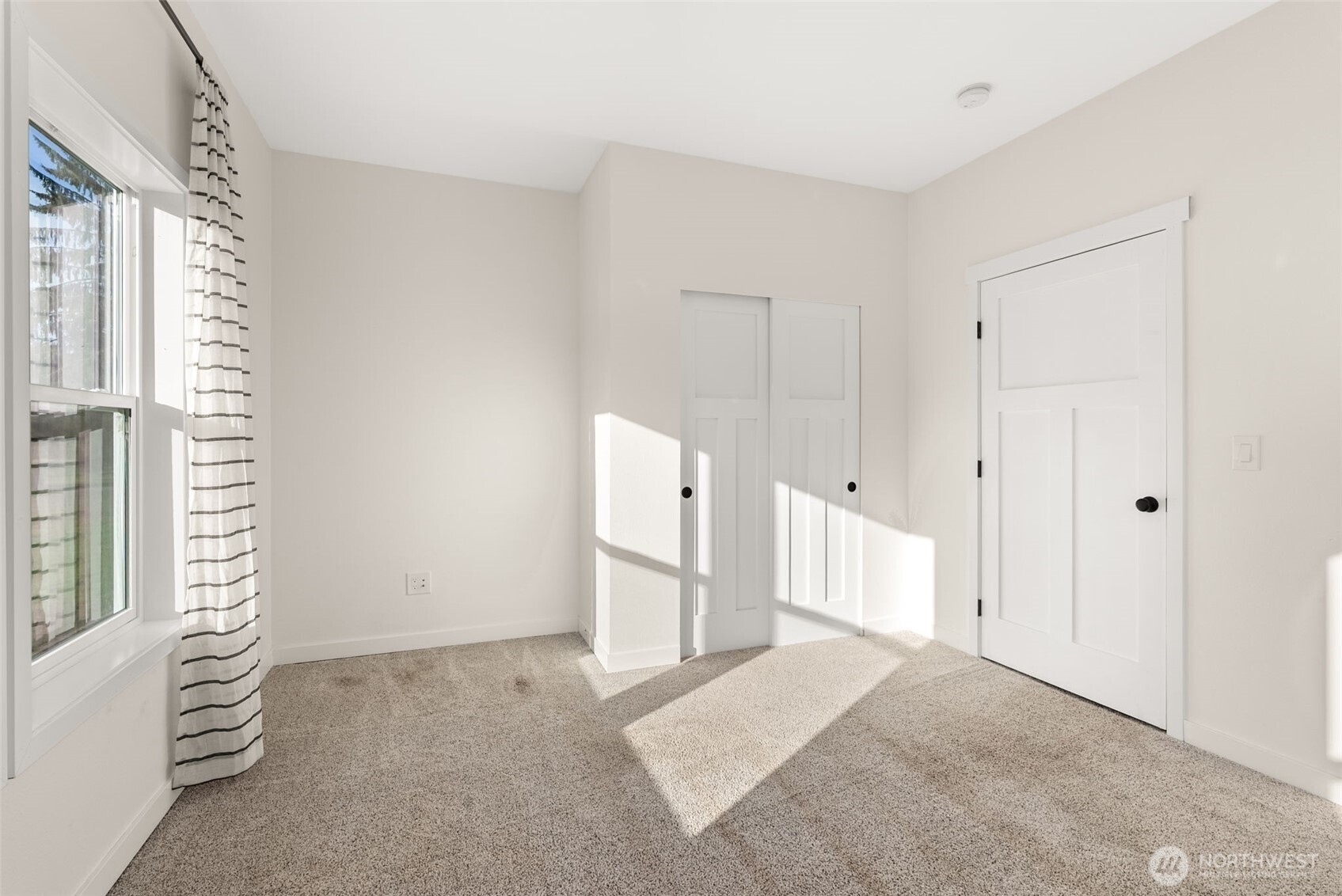 210 West Wishkah Road , Aberdeen, WA 98520