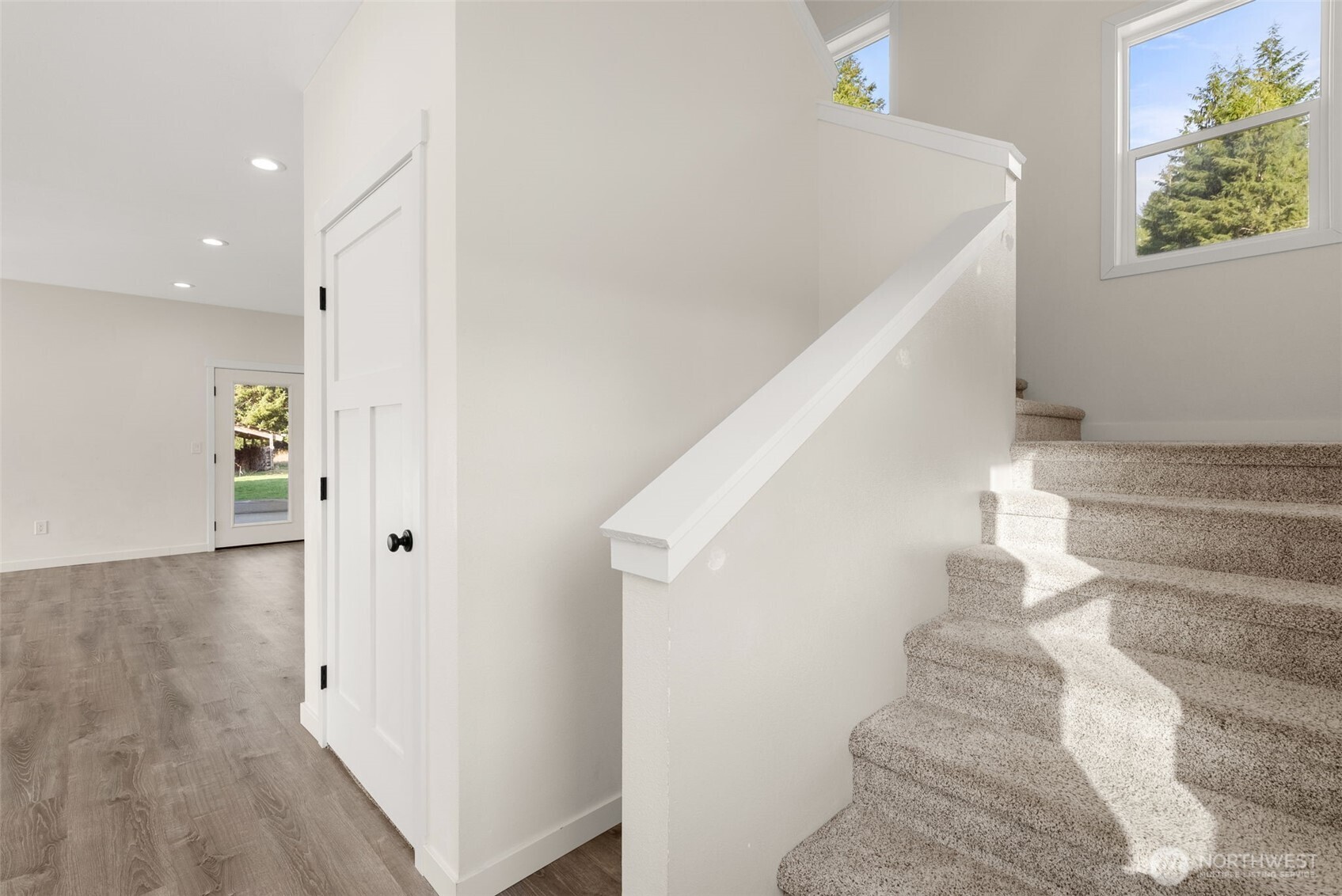 210 West Wishkah Road , Aberdeen, WA 98520