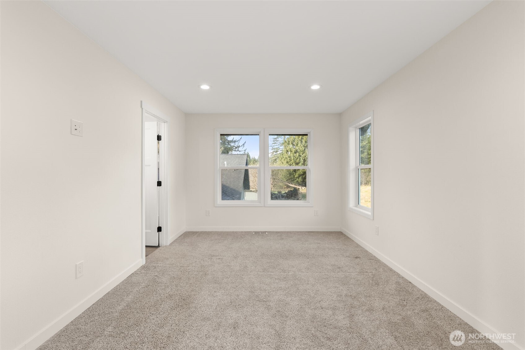 210 West Wishkah Road , Aberdeen, WA 98520