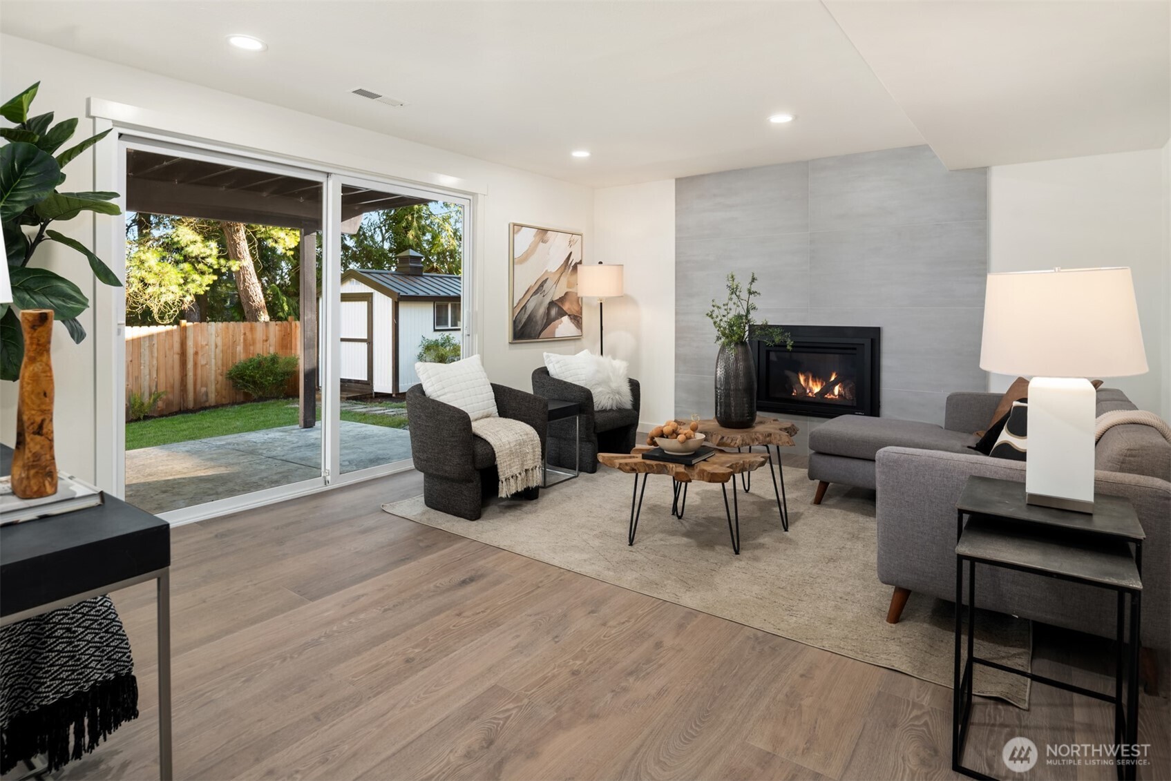 1023 109th Avenue SE, Bellevue, WA 98004