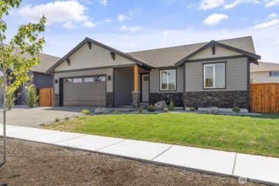 900 NW Shire Street , Oak Harbor, WA 98277 - Photo 2