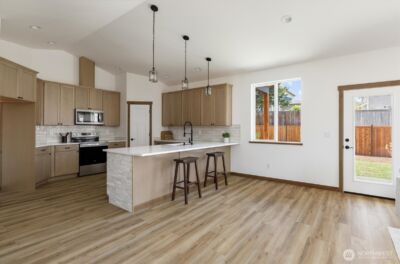 900 NW Shire Street , Oak Harbor, WA 98277 - Photo 6