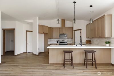 900 NW Shire Street , Oak Harbor, WA 98277 - Photo 8