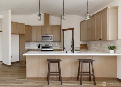 900 NW Shire Street , Oak Harbor, WA 98277 - Photo 9