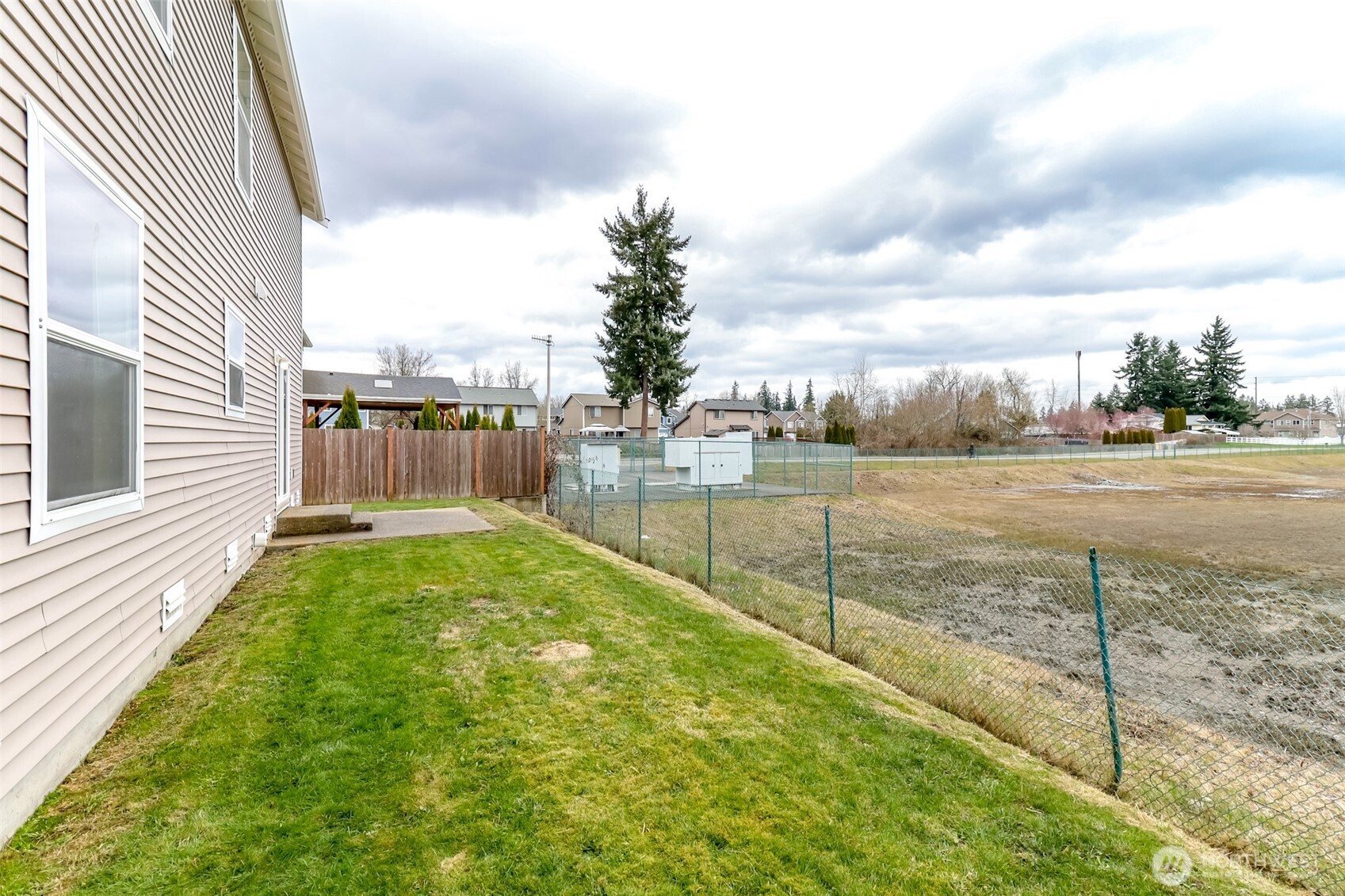 7017 179th Street Ct E, Puyallup, WA 98375