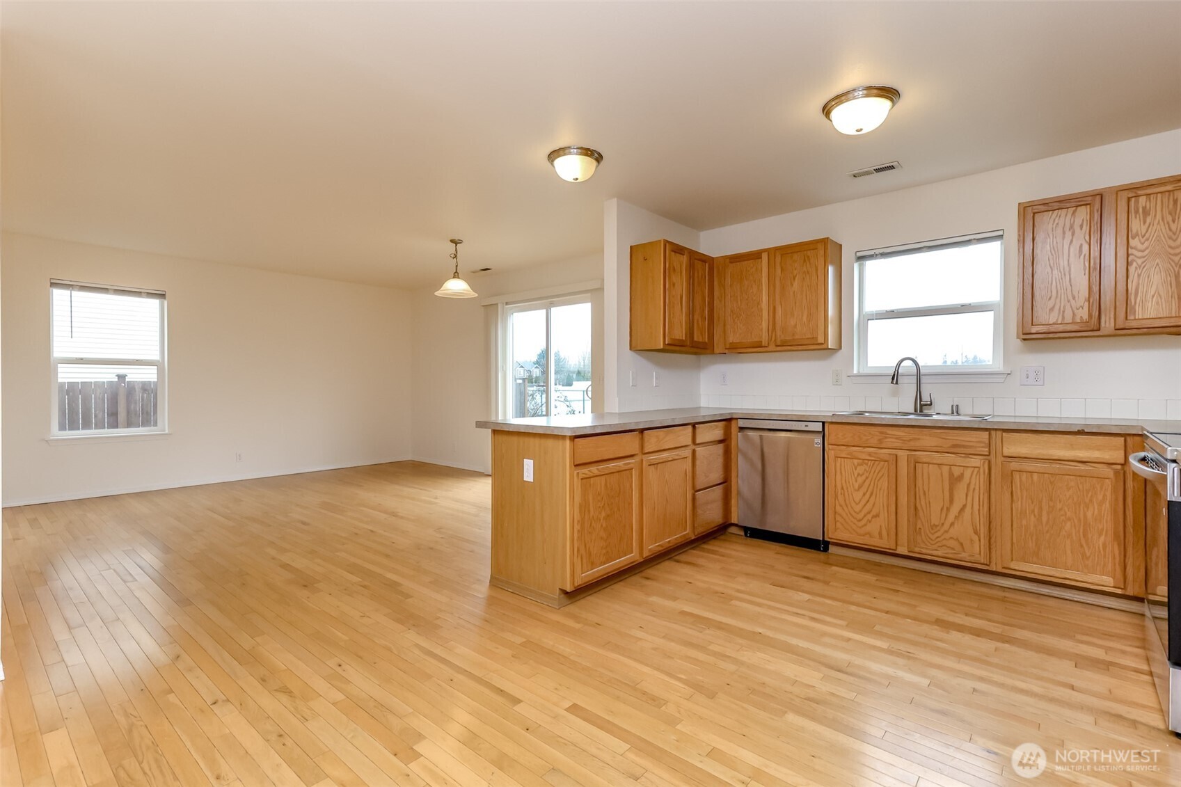 7017 179th Street Ct E, Puyallup, WA 98375