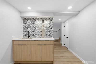 1927 42nd Avenue SW, Seattle, WA 98116 - Photo 20