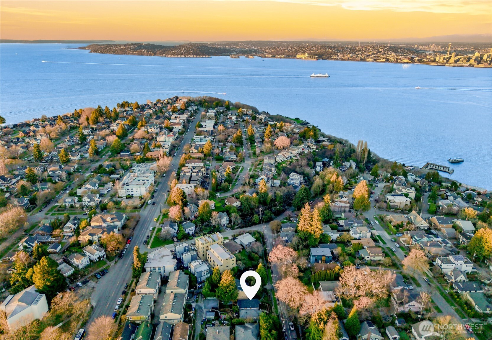 1927 42nd Avenue SW, Seattle, WA 98116