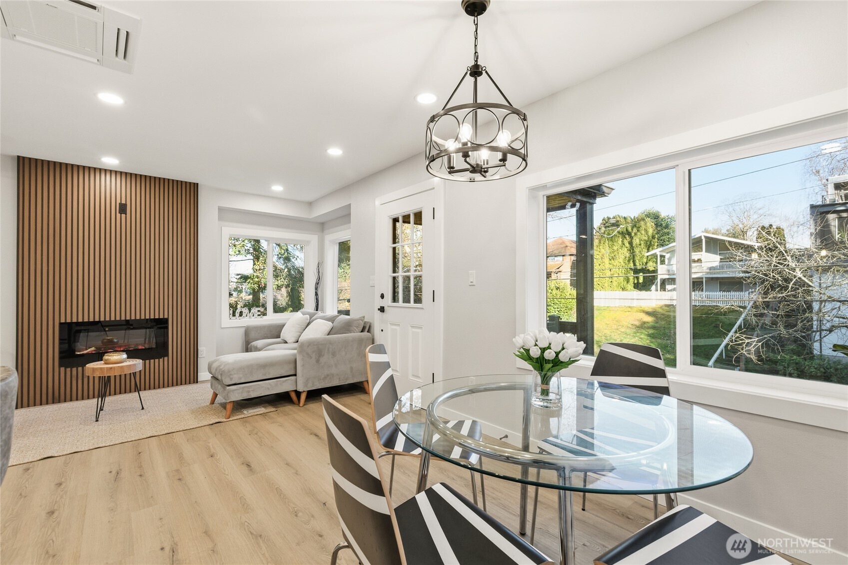 1927 42nd Avenue SW, Seattle, WA 98116