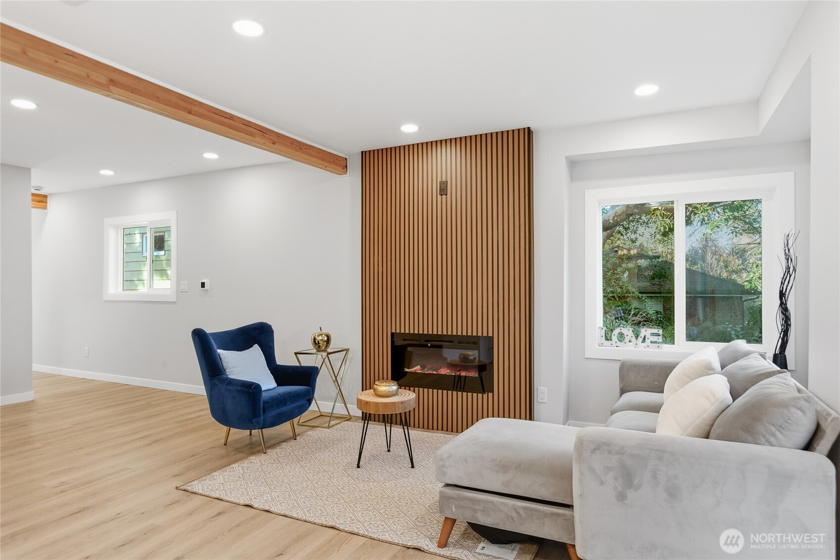 1927 42nd Avenue SW, Seattle, WA 98116