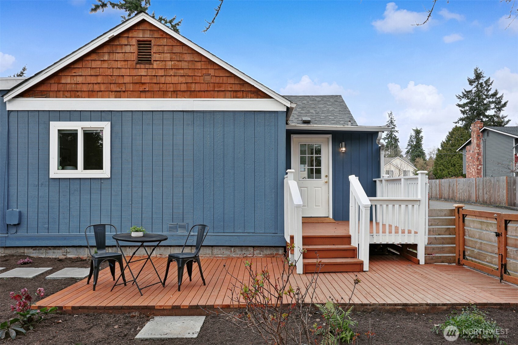 125 N 203rd Street , Shoreline, WA 98133