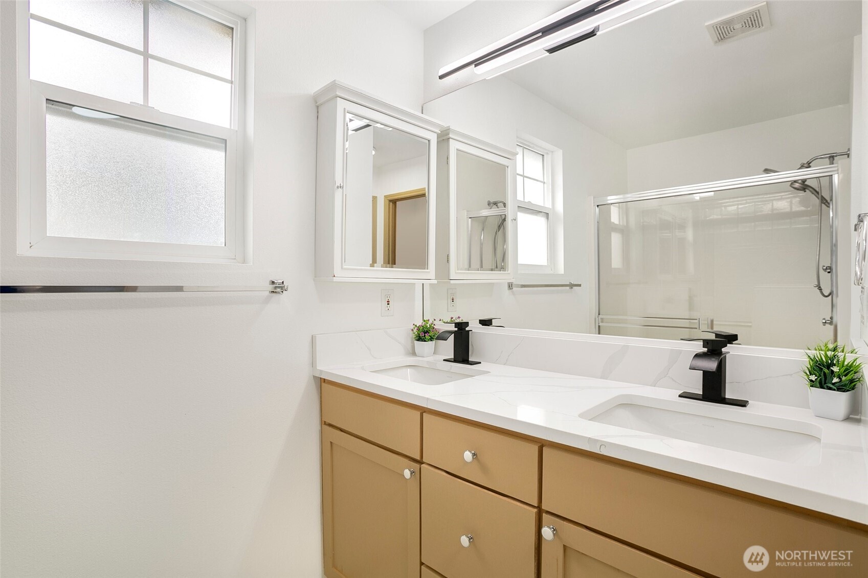 18813 143rd Court NE, Woodinville, WA 98072