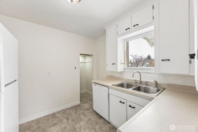 2112 S Ash Street , Tacoma, WA 98405 - Photo 14