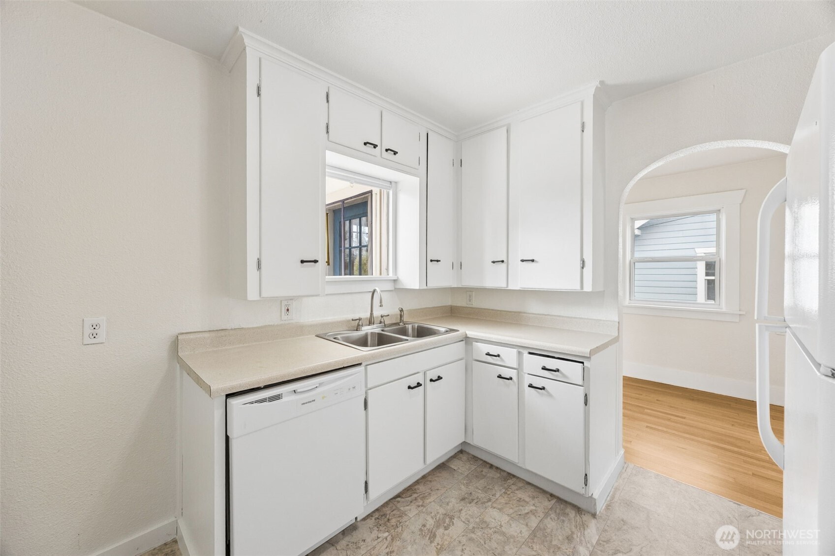 2112 S Ash Street , Tacoma, WA 98405