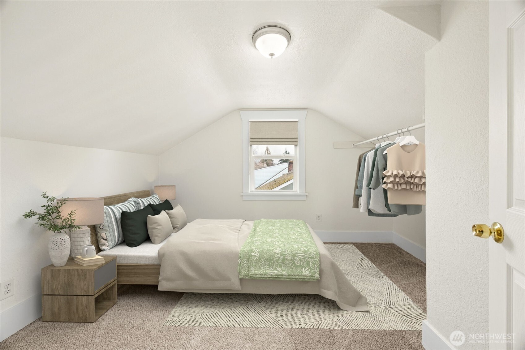 2112 S Ash Street , Tacoma, WA 98405