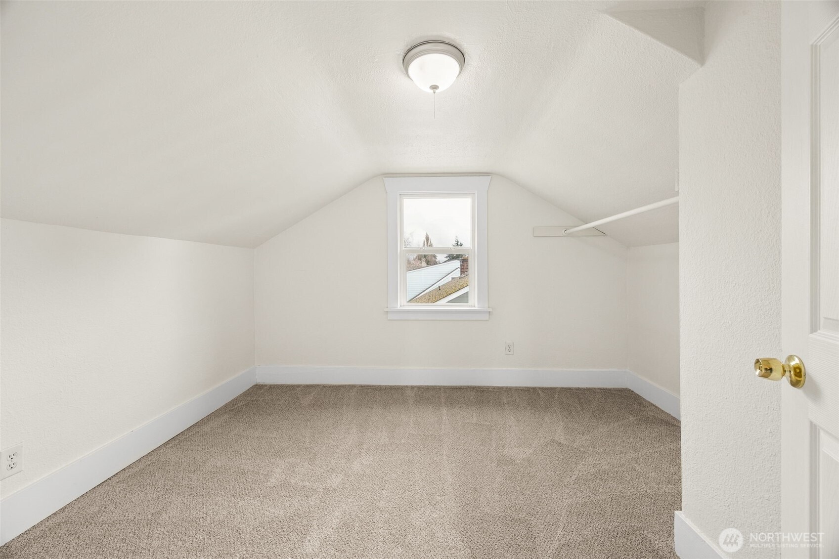 2112 S Ash Street , Tacoma, WA 98405