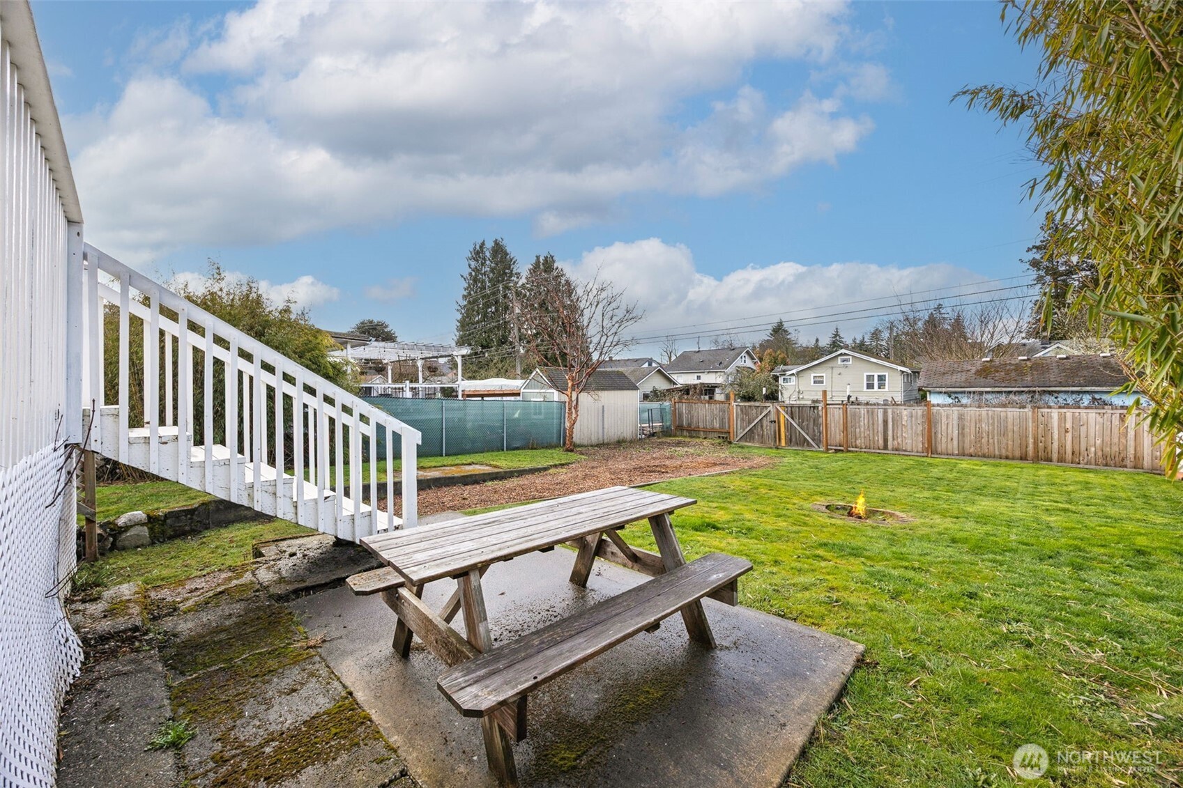 2112 S Ash Street , Tacoma, WA 98405