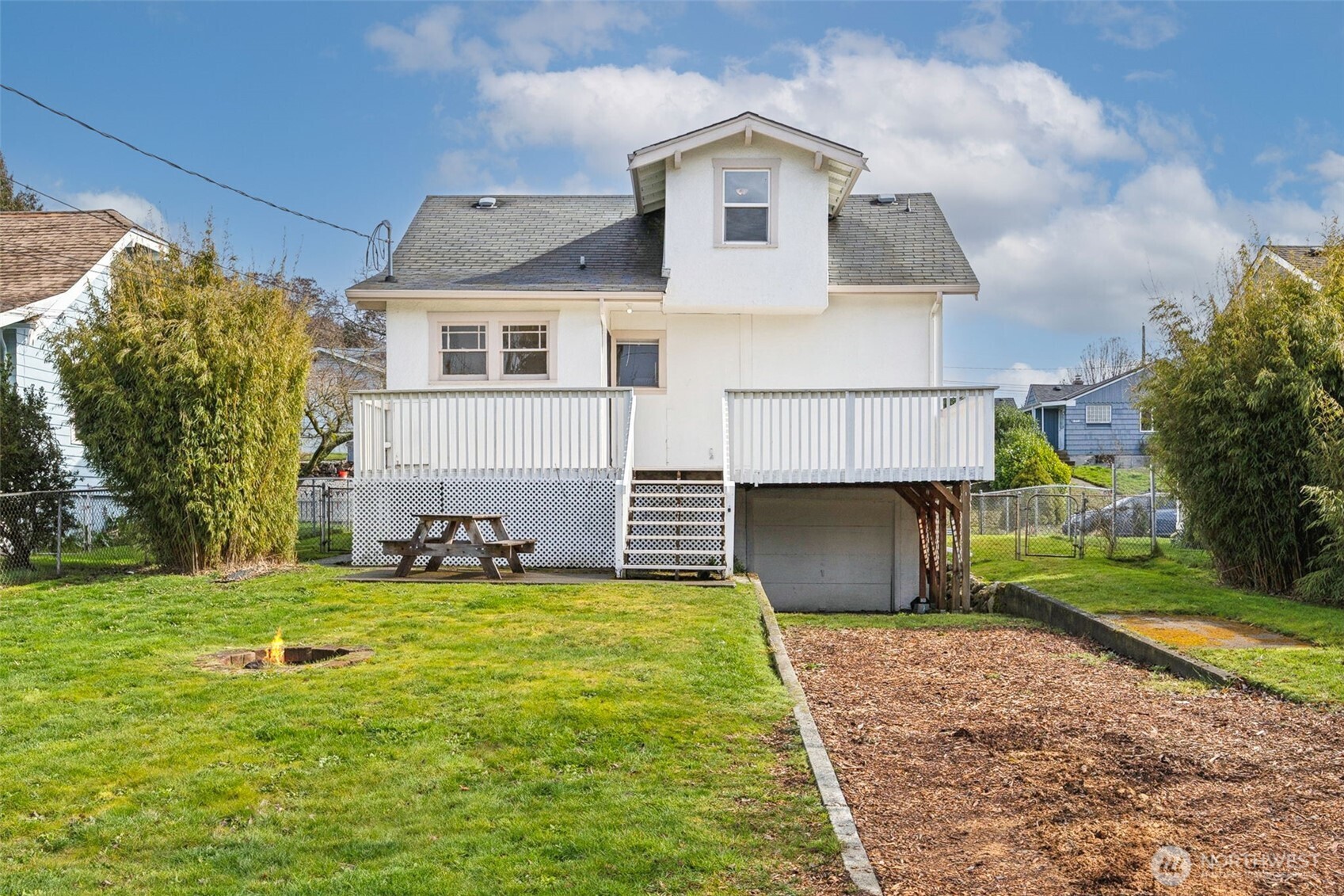 2112 S Ash Street , Tacoma, WA 98405