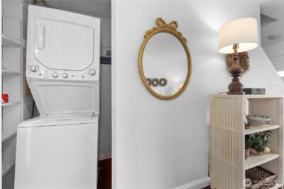 4877 Terrace Drive NE, Seattle, WA 98105 - Photo 19