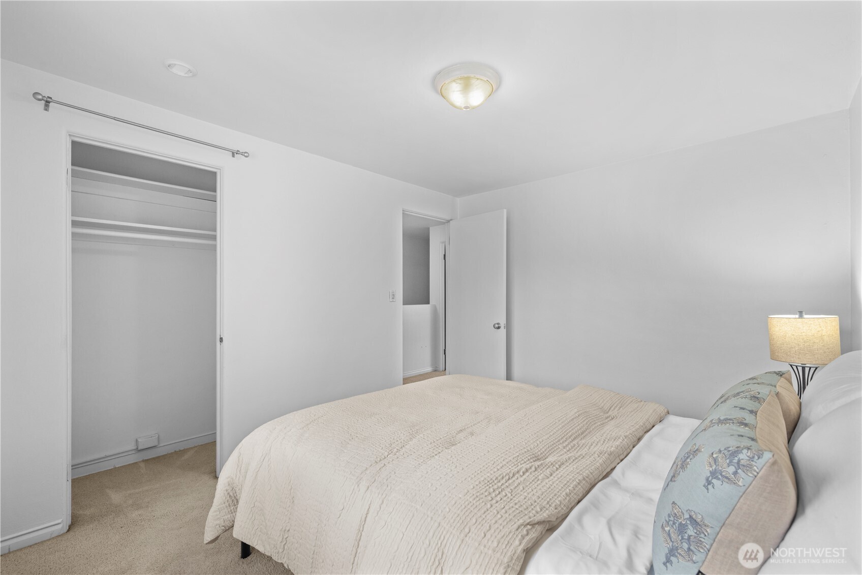 4877 Terrace Drive NE, Seattle, WA 98105