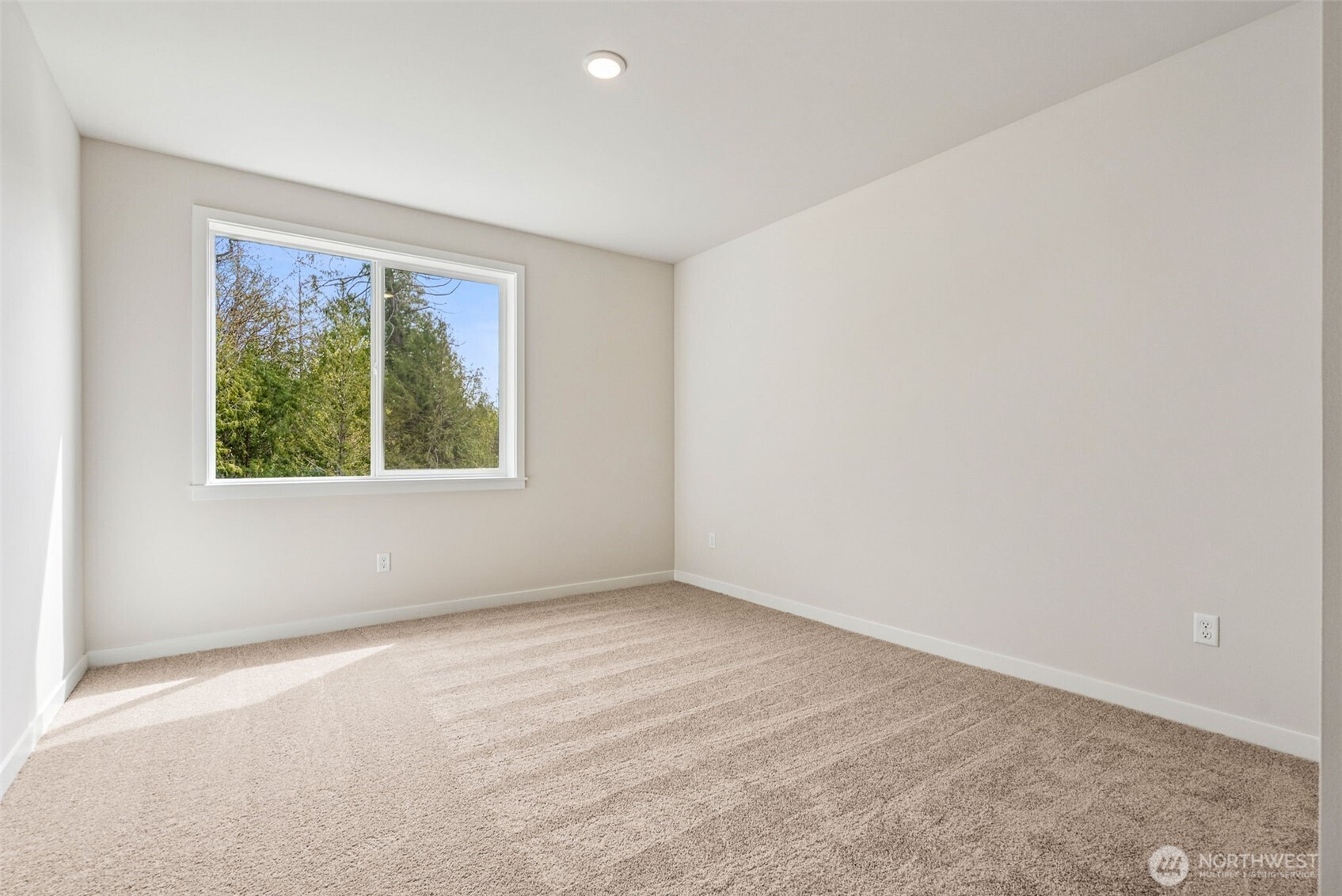 2055 NE Norseman Way , Poulsbo, WA 98370