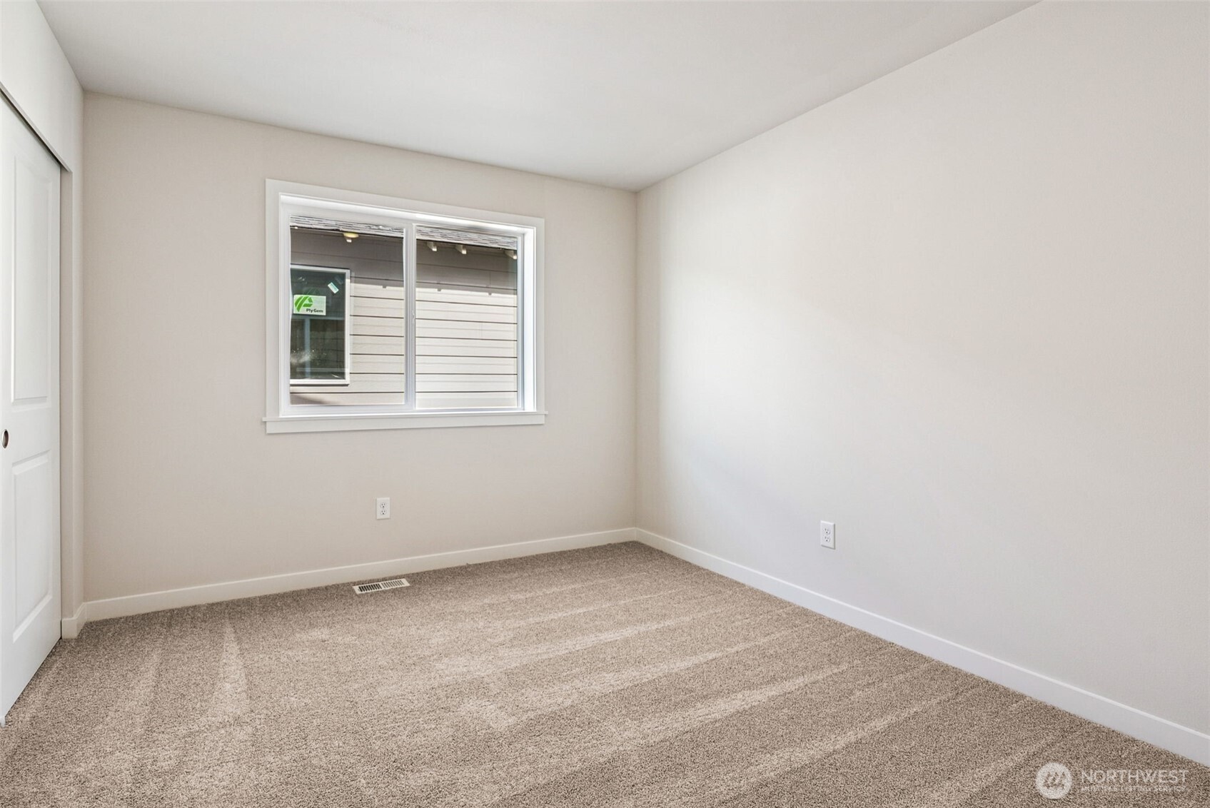 2055 NE Norseman Way , Poulsbo, WA 98370