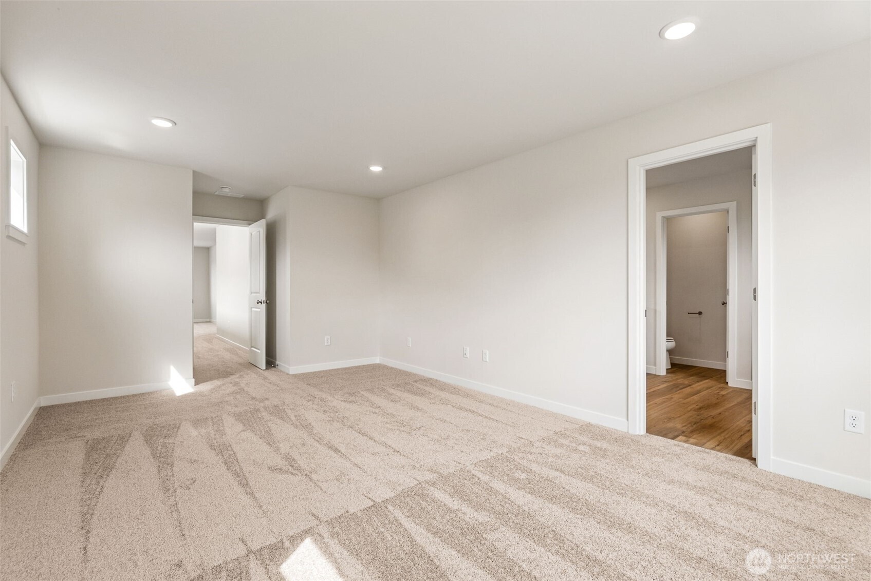 2055 NE Norseman Way , Poulsbo, WA 98370