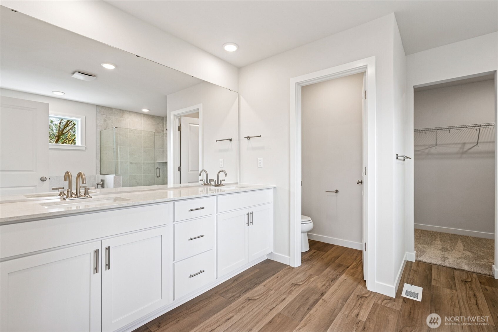 2055 NE Norseman Way , Poulsbo, WA 98370