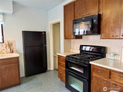 715 SE Pope Avenue , Wilbur, WA 99185 - Photo 13