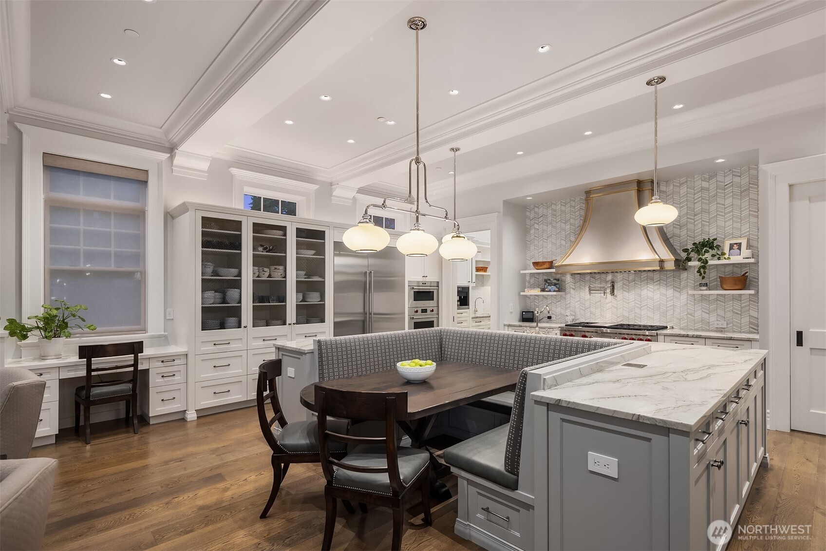 1848 77th Avenue NE, Medina, WA 98039