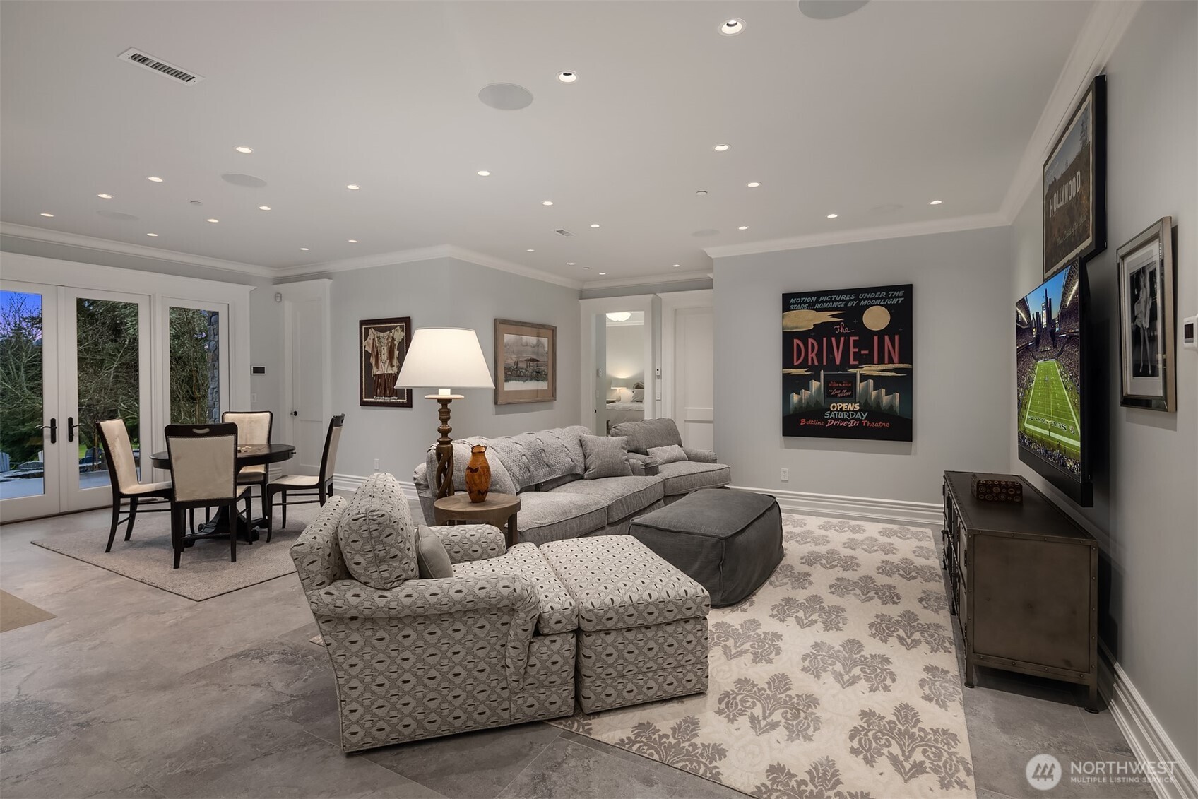 1848 77th Avenue NE, Medina, WA 98039