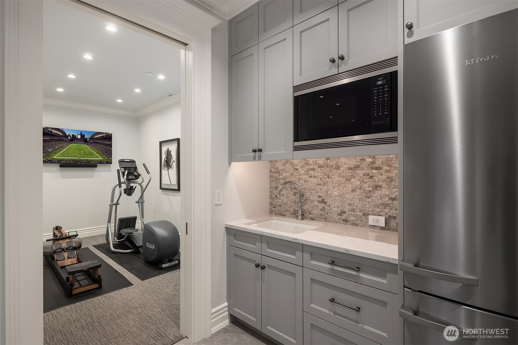 1848 77th Avenue NE, Medina, WA 98039