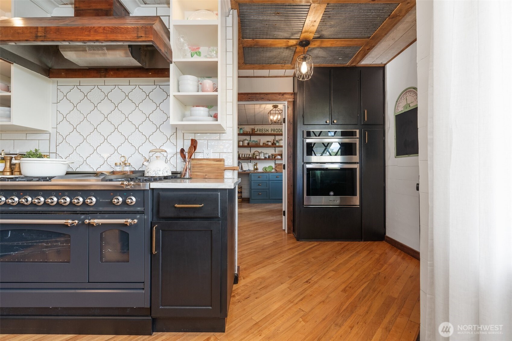 32026 Highway 97 , Tonasket, WA 98855