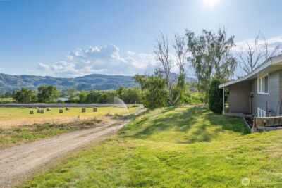 32026 Highway 97 , Tonasket, WA 98855 - Photo 38