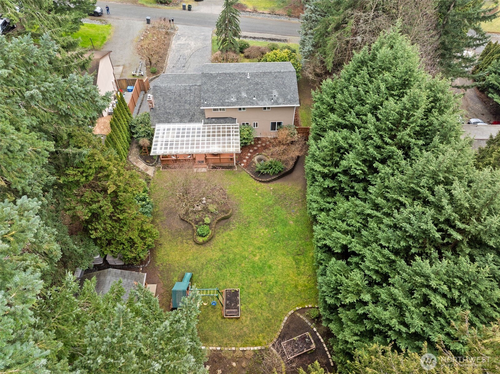 8407 121st Street East , Puyallup, WA 98373