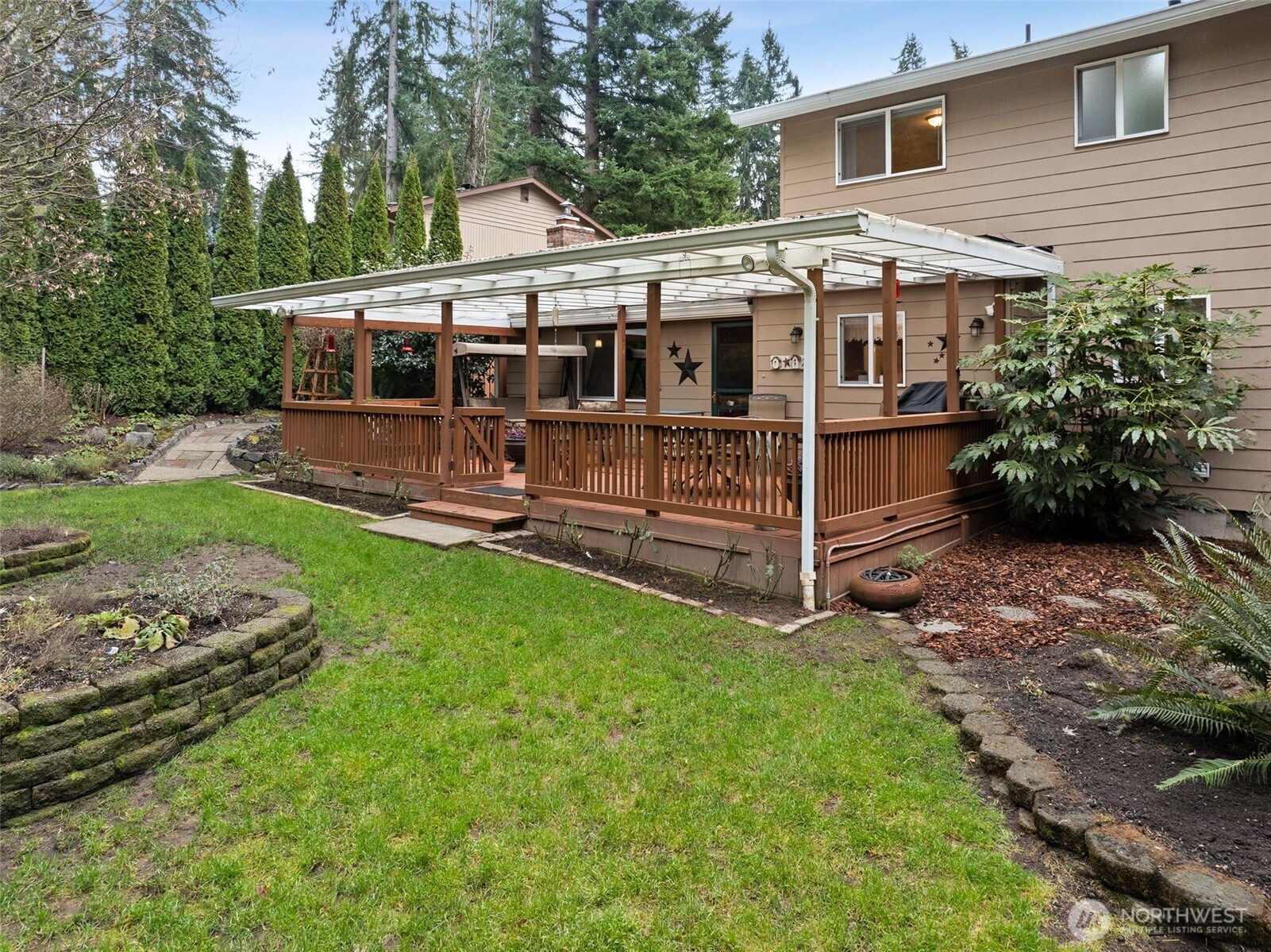 8407 121st Street East , Puyallup, WA 98373