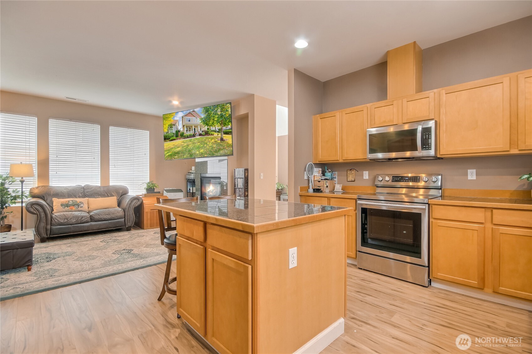 6626 Francis Avenue SE, Auburn, WA 98092