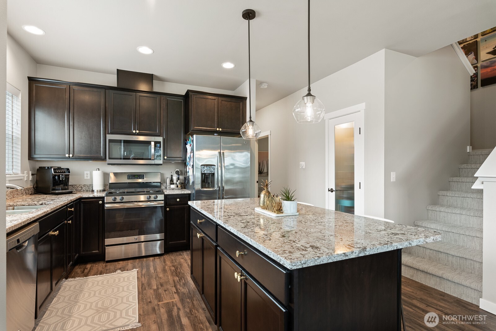 1950 N Prairie Lane , Lynden, WA 98264