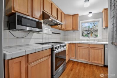 6522 38th Avenue NE, Seattle, WA 98115 - Photo 12