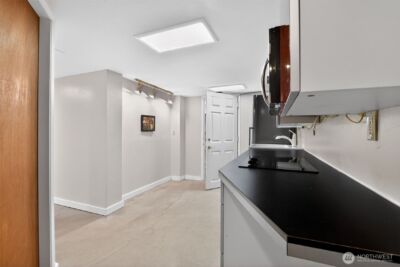 6522 38th Avenue NE, Seattle, WA 98115 - Photo 15