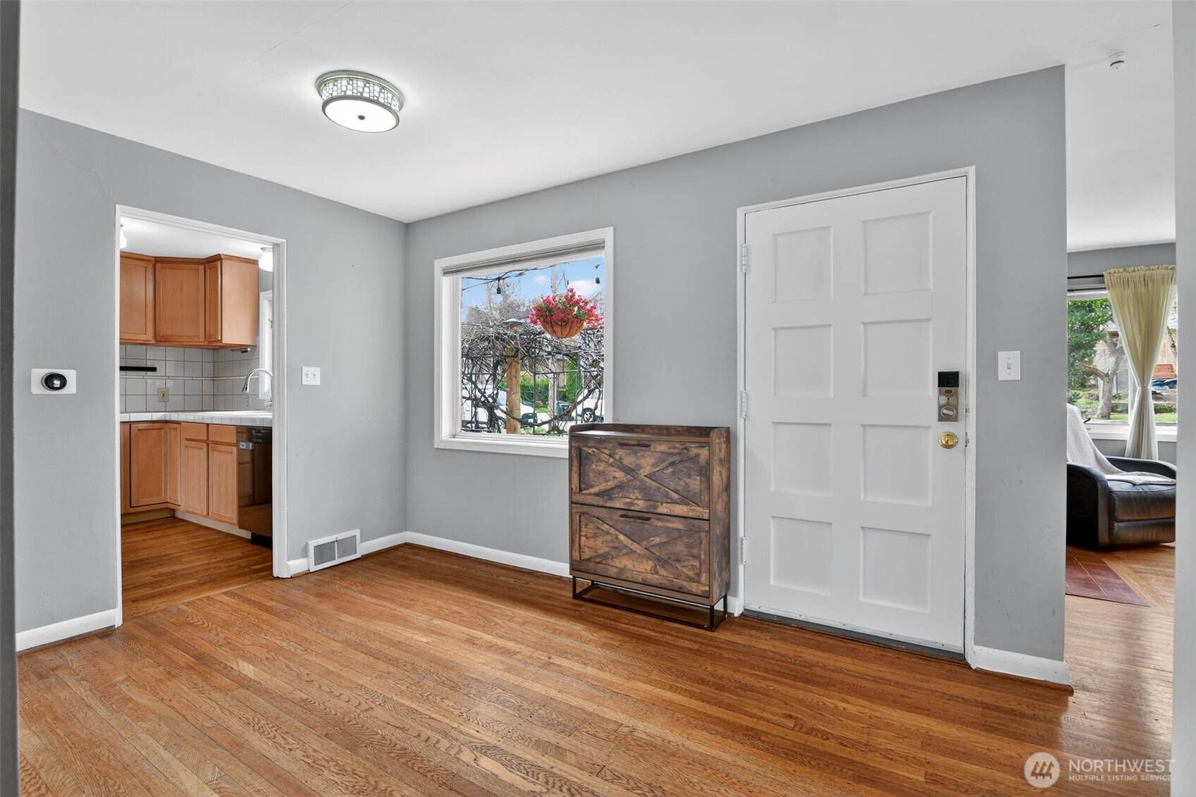 6522 38th Avenue NE, Seattle, WA 98115