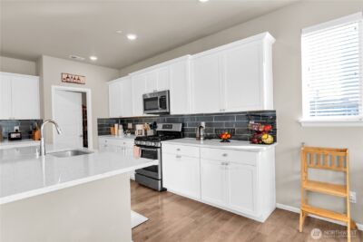 12009 SE 297th Place , Auburn, WA 98092 - Photo 8