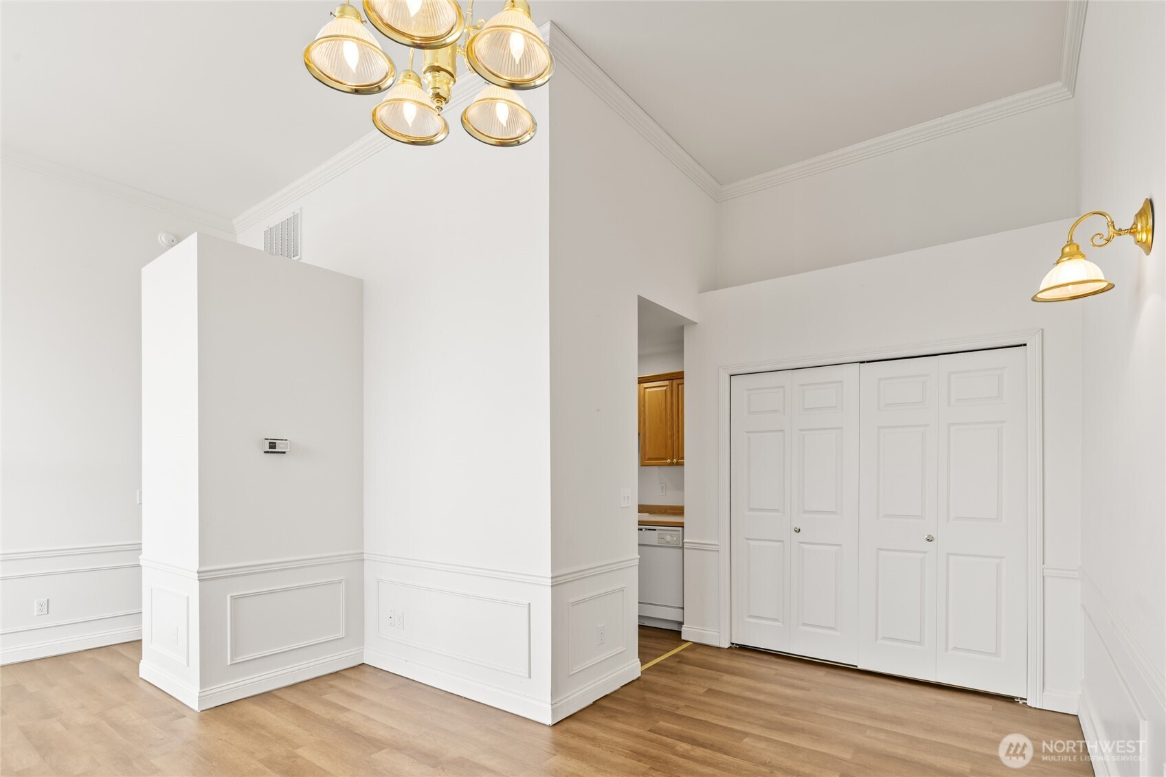 202 E 3rd Street #215, Cle Elum, WA 98922