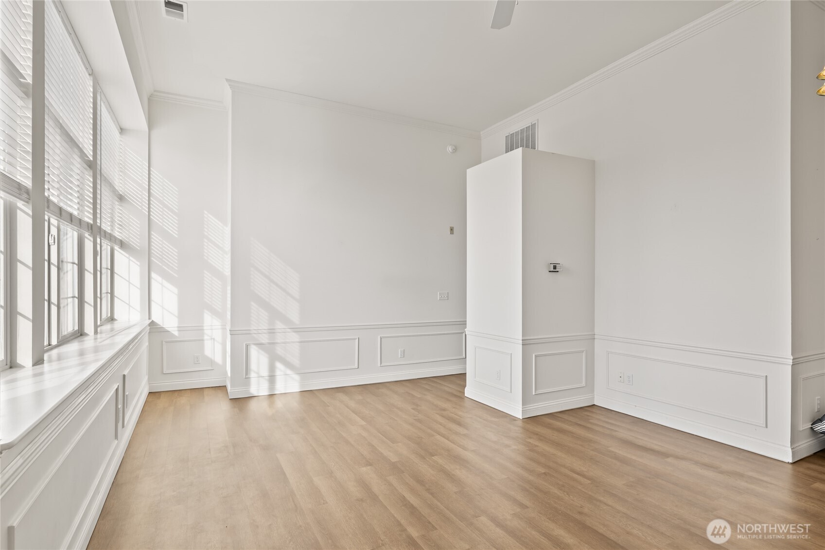 202 E 3rd Street #215, Cle Elum, WA 98922