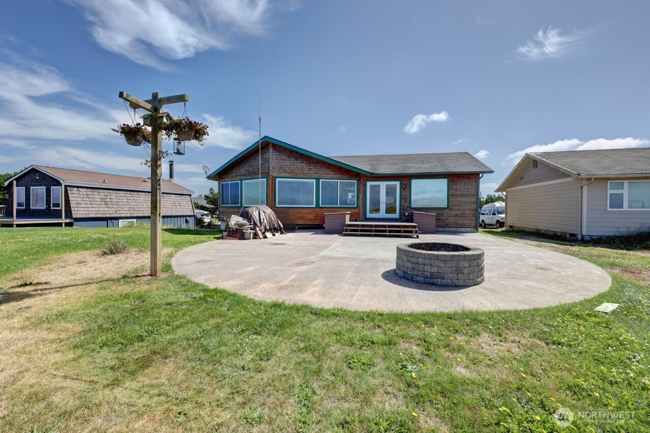 30715 G Street , Ocean Park, WA 98640