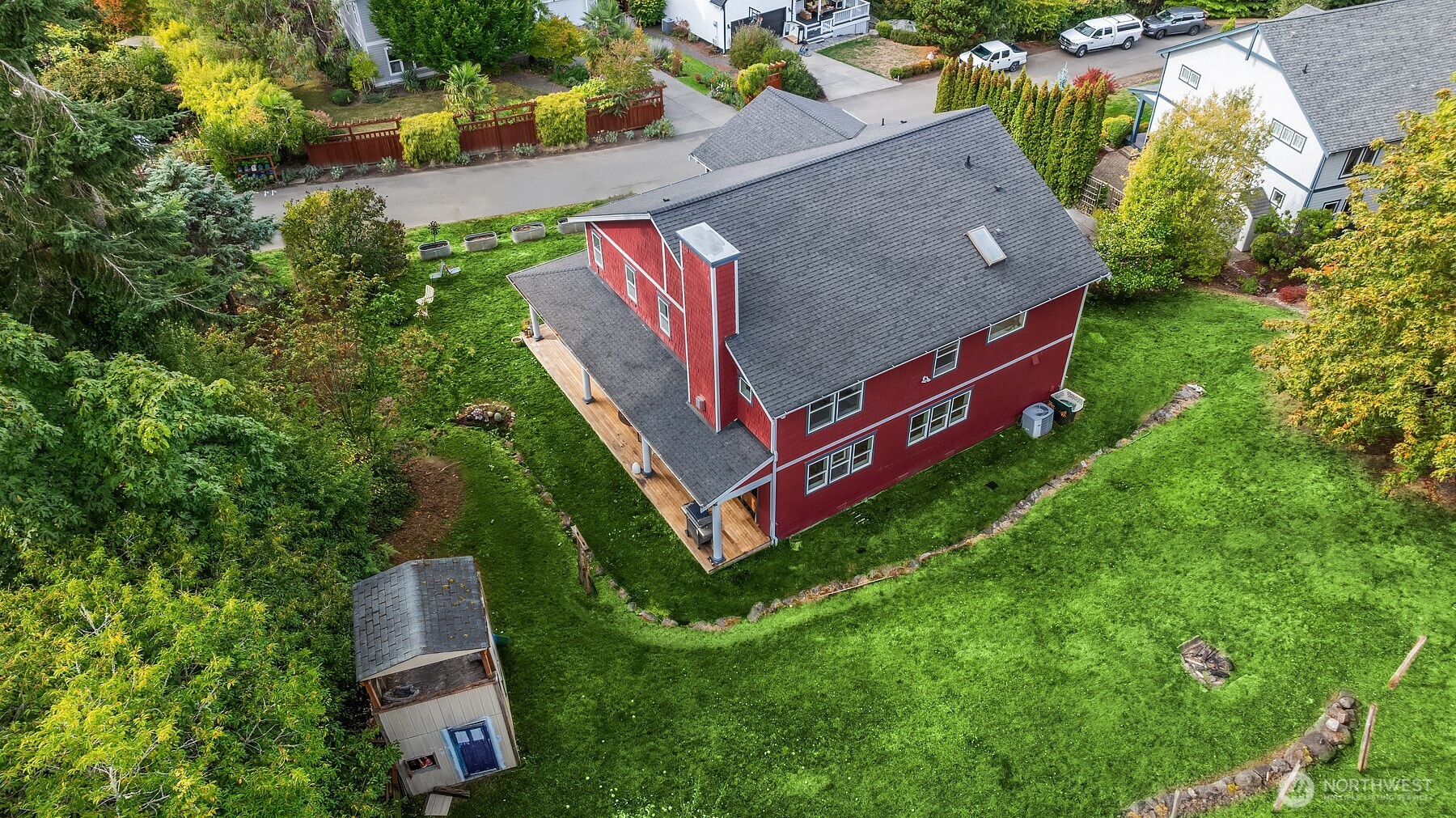 2372 Douglas Drive NE, Bainbridge Island, WA 98110