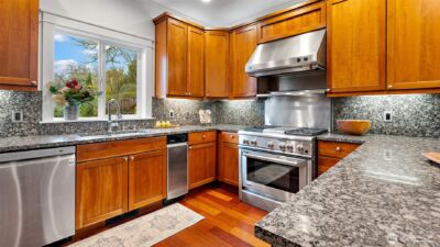 2372 Douglas Drive NE, Bainbridge Island, WA 98110 - Photo 14