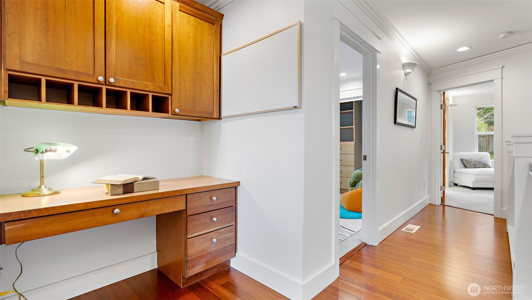 2372 Douglas Drive NE, Bainbridge Island, WA 98110