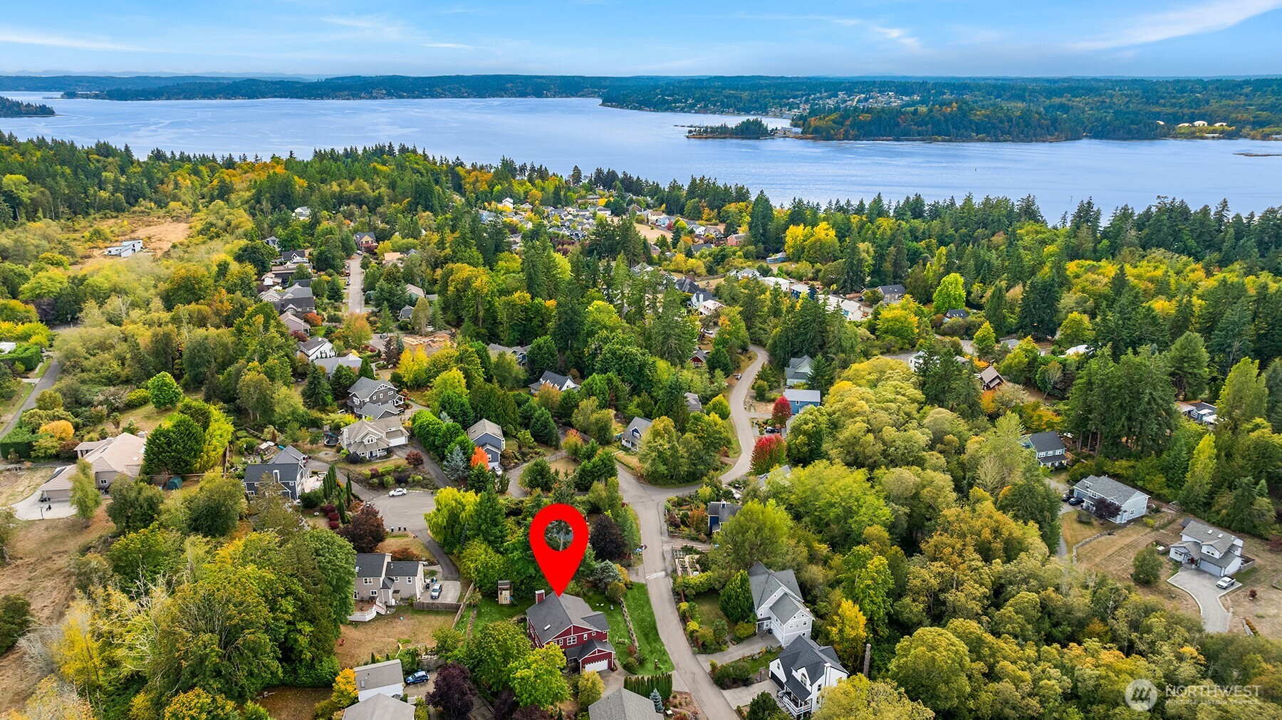 2372 Douglas Drive NE, Bainbridge Island, WA 98110