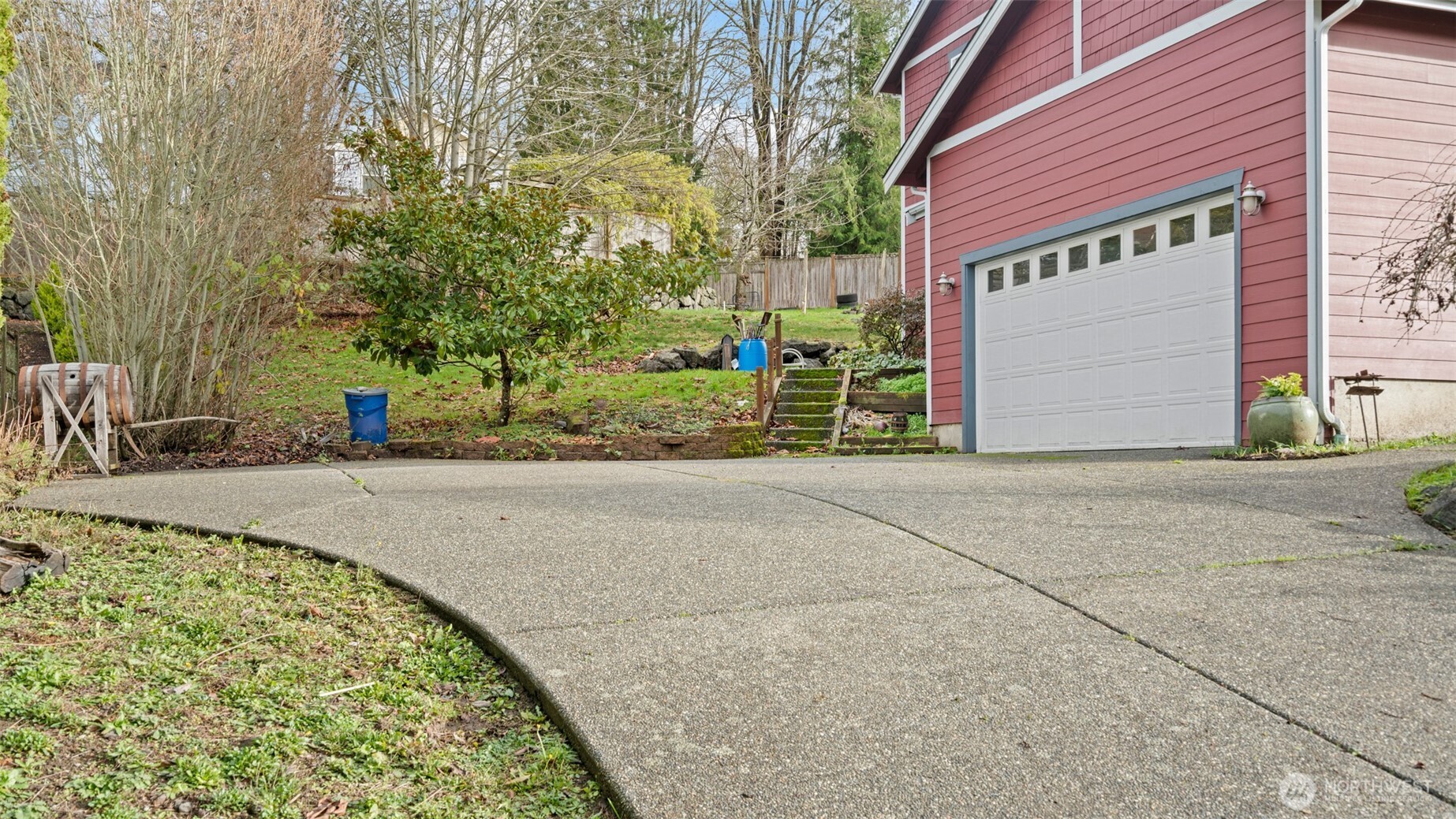 2372 Douglas Drive NE, Bainbridge Island, WA 98110